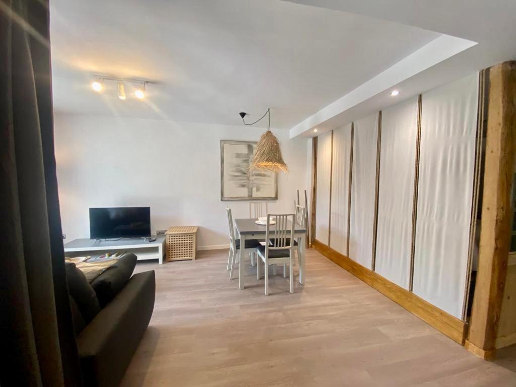 Luxury House Valencia D'Aneu Διαμέρισμα Εξωτερικό φωτογραφία