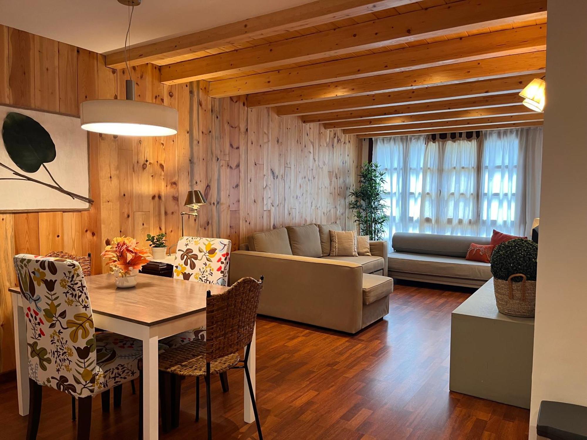 Luxury House Valencia D'Aneu Διαμέρισμα Εξωτερικό φωτογραφία