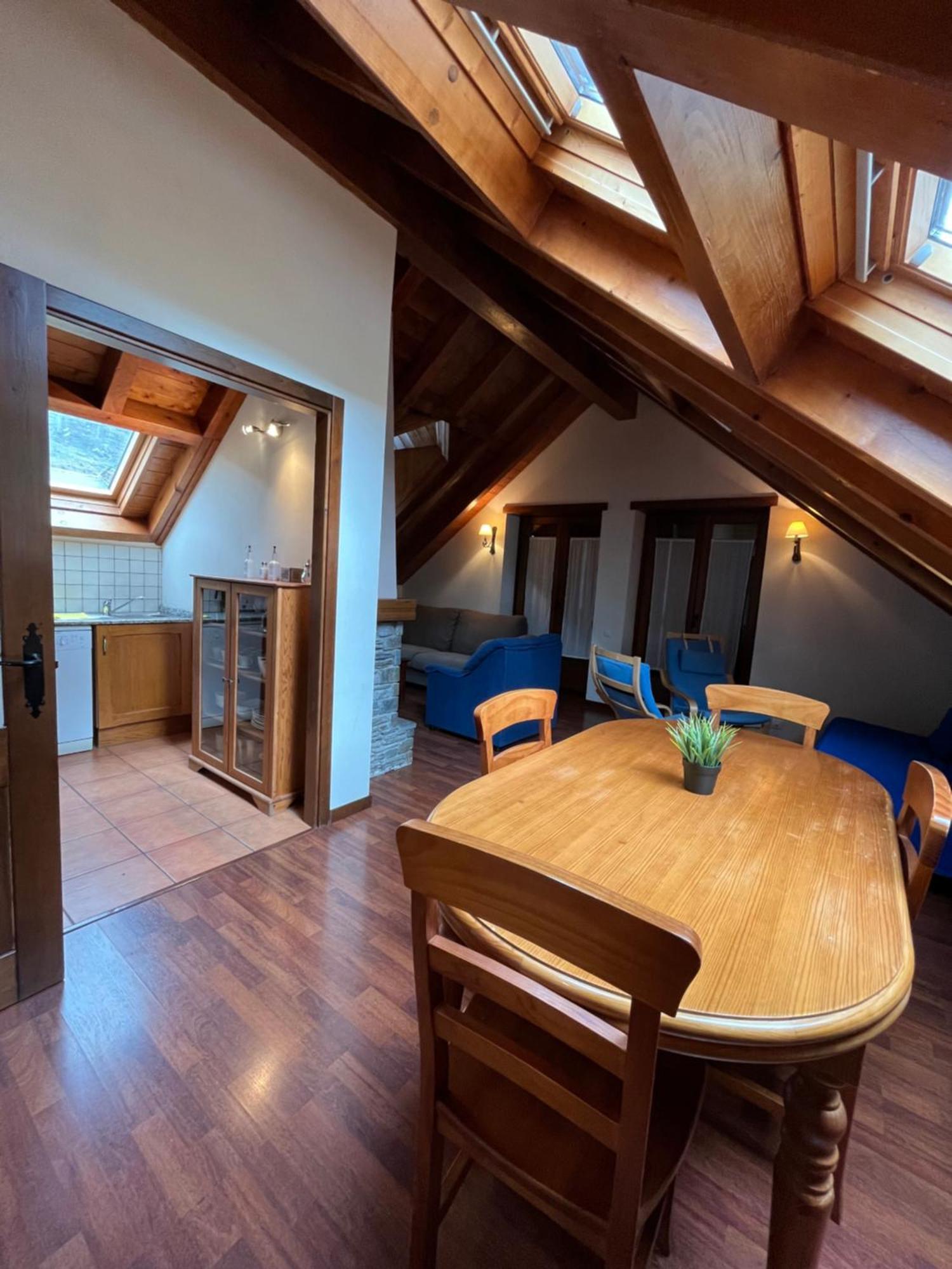 Luxury House Valencia D'Aneu Διαμέρισμα Εξωτερικό φωτογραφία