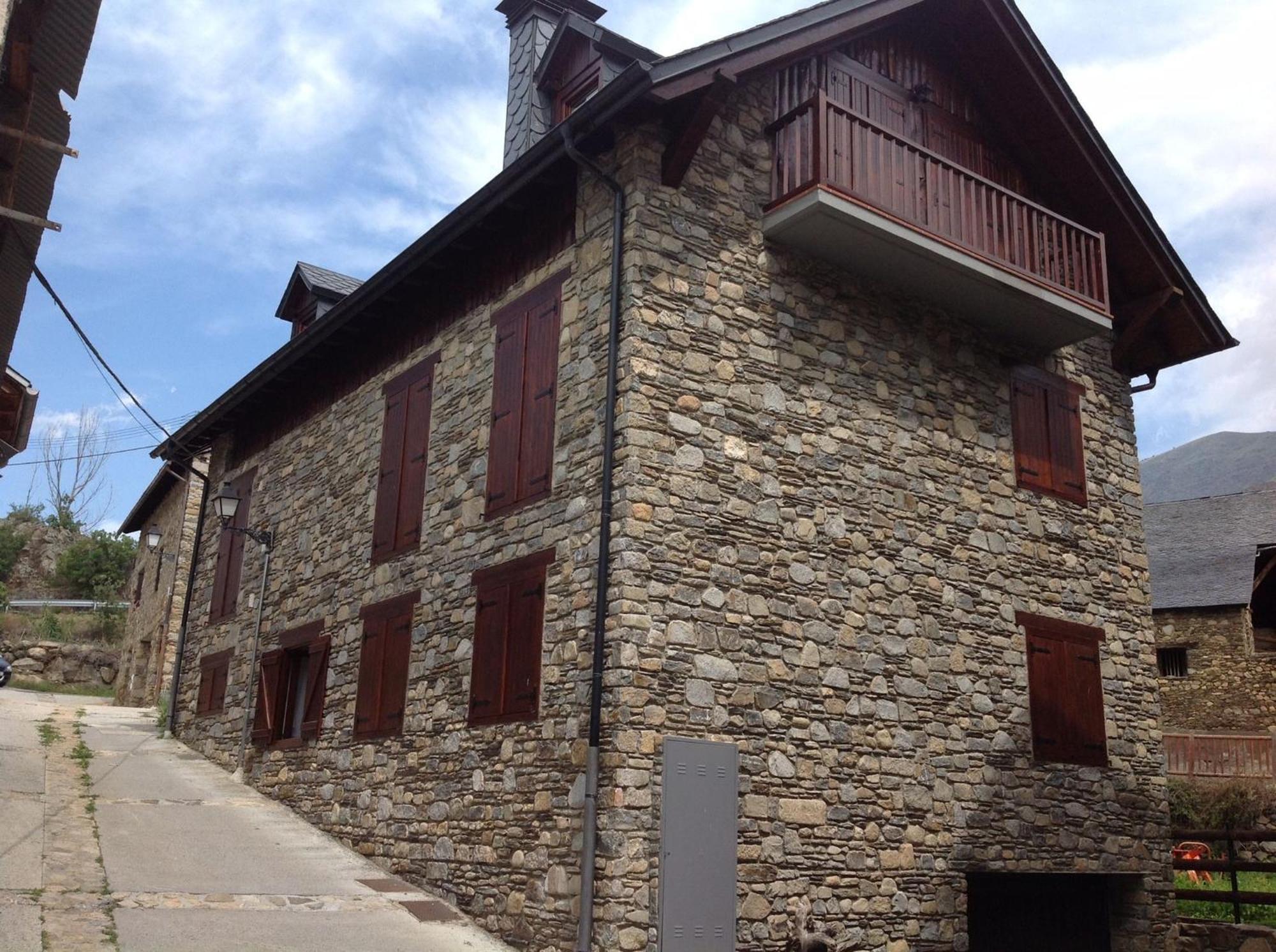 Luxury House Valencia D'Aneu Διαμέρισμα Εξωτερικό φωτογραφία